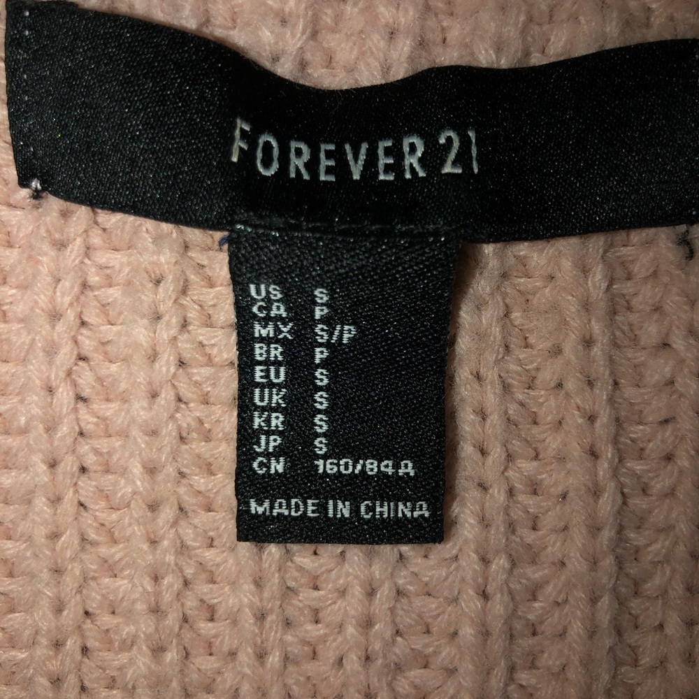 Forever 21 Women’s Knit Sweater - Picture 3 of 3